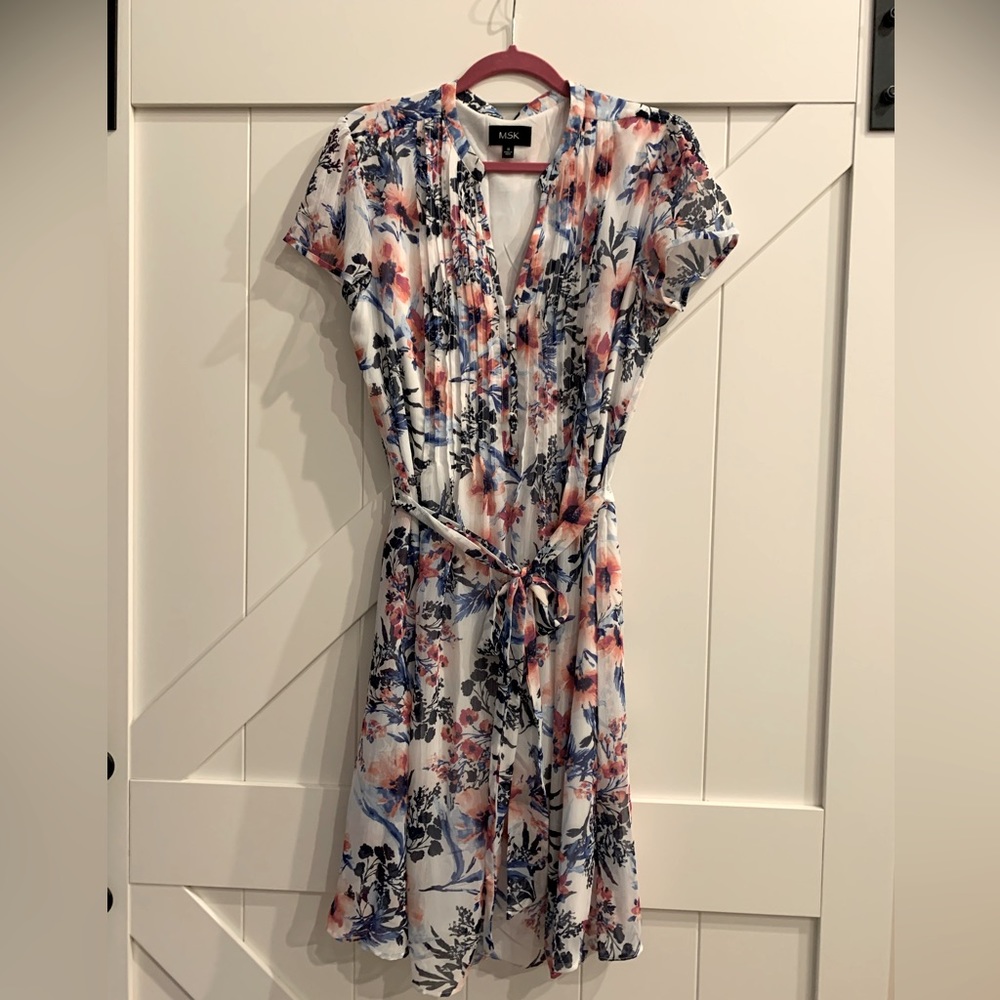 Make floral dress.